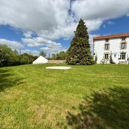 Entire Only 35 Minutes From Puy Du Fou * La Chapelle-Saint-Etienne